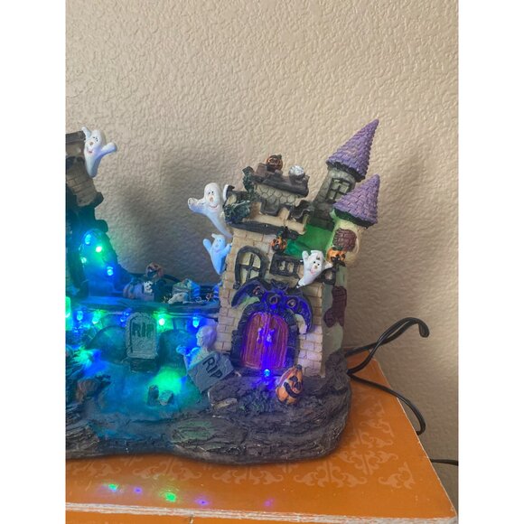 Y2K Target LED Castle Halloween Village in Box Tested & Works - Picture 11 of 16